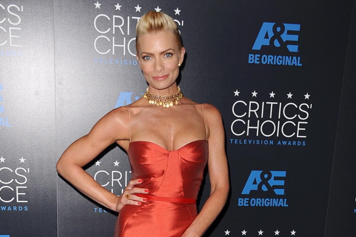 Jaime Pressly gives birth to twins