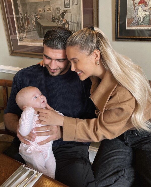 Molly-Mae Hague cracks up as she returns home with Tommy Fury
